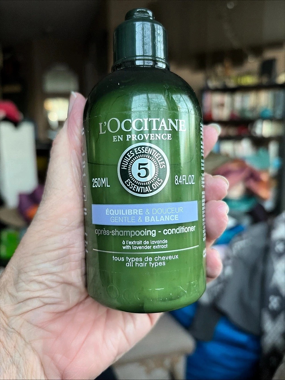 L'Occitane Aromachologie Intensive Repair Conditioner 250 mL. New!